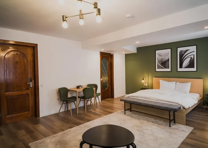 Hotels in Deva