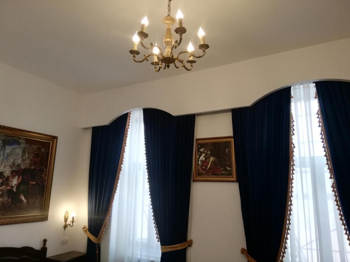 King Room with Mountain View,1054700179:JPEG