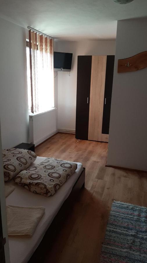 Apartament cu 2 dormitoare