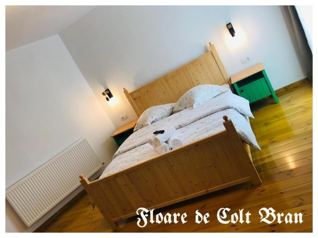Cameră triplă cu balcon