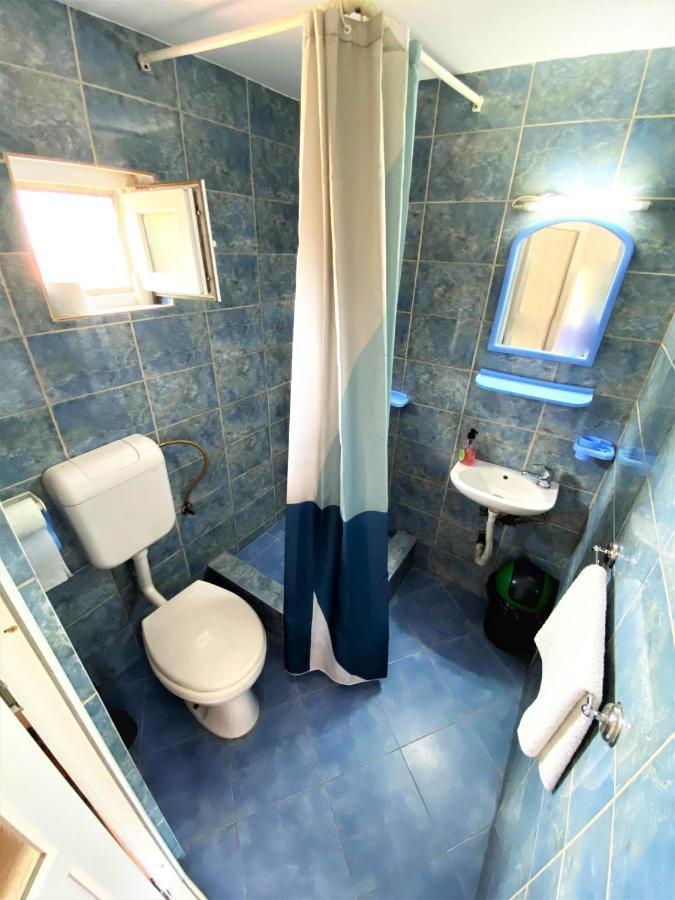 Cameră dublă cu baie privată