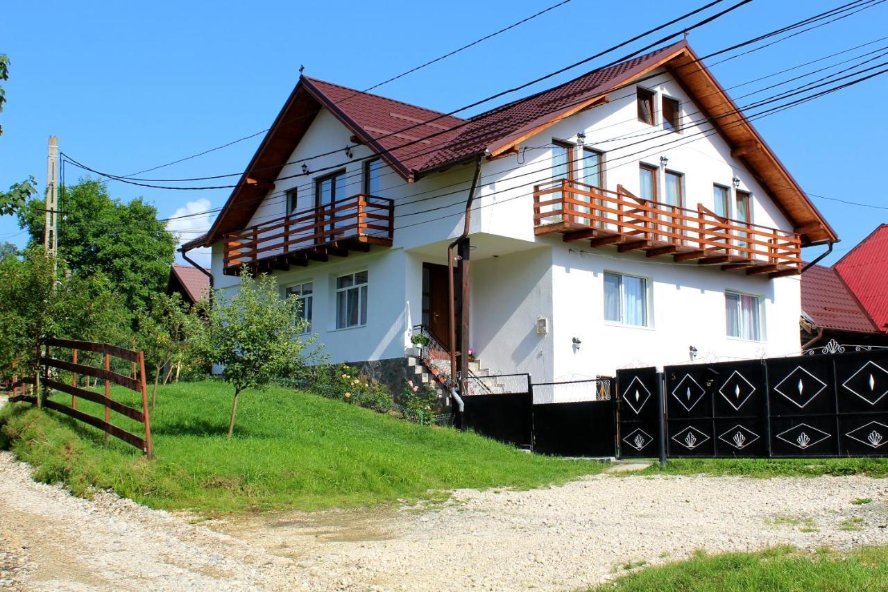 Cameră dublă cu baie privată