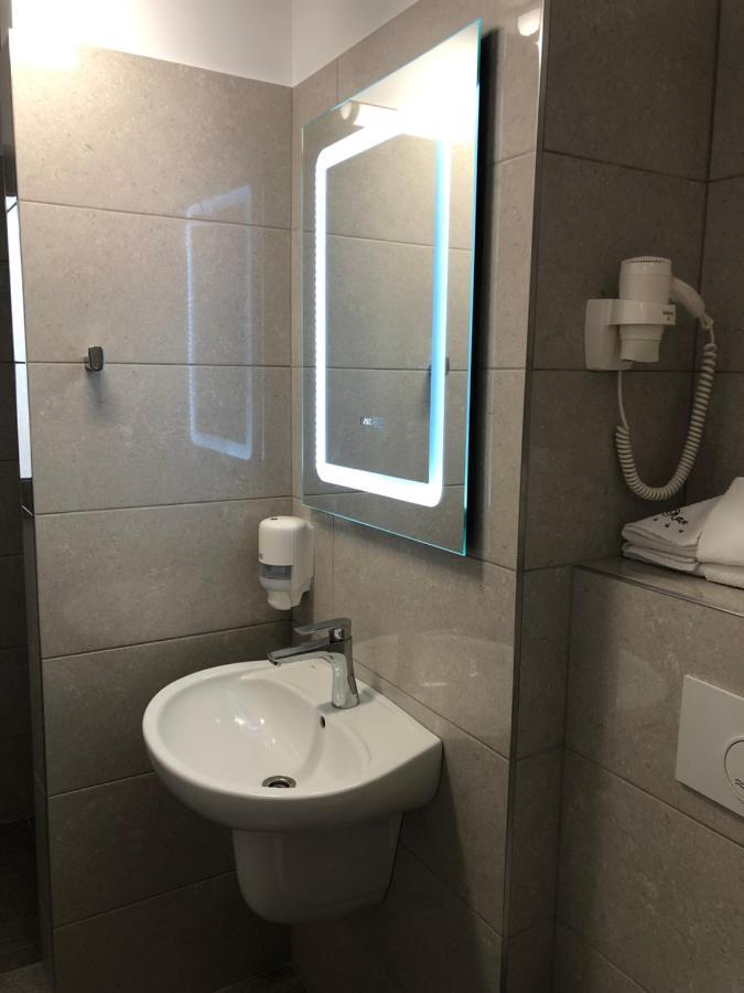 Studio cu balcon