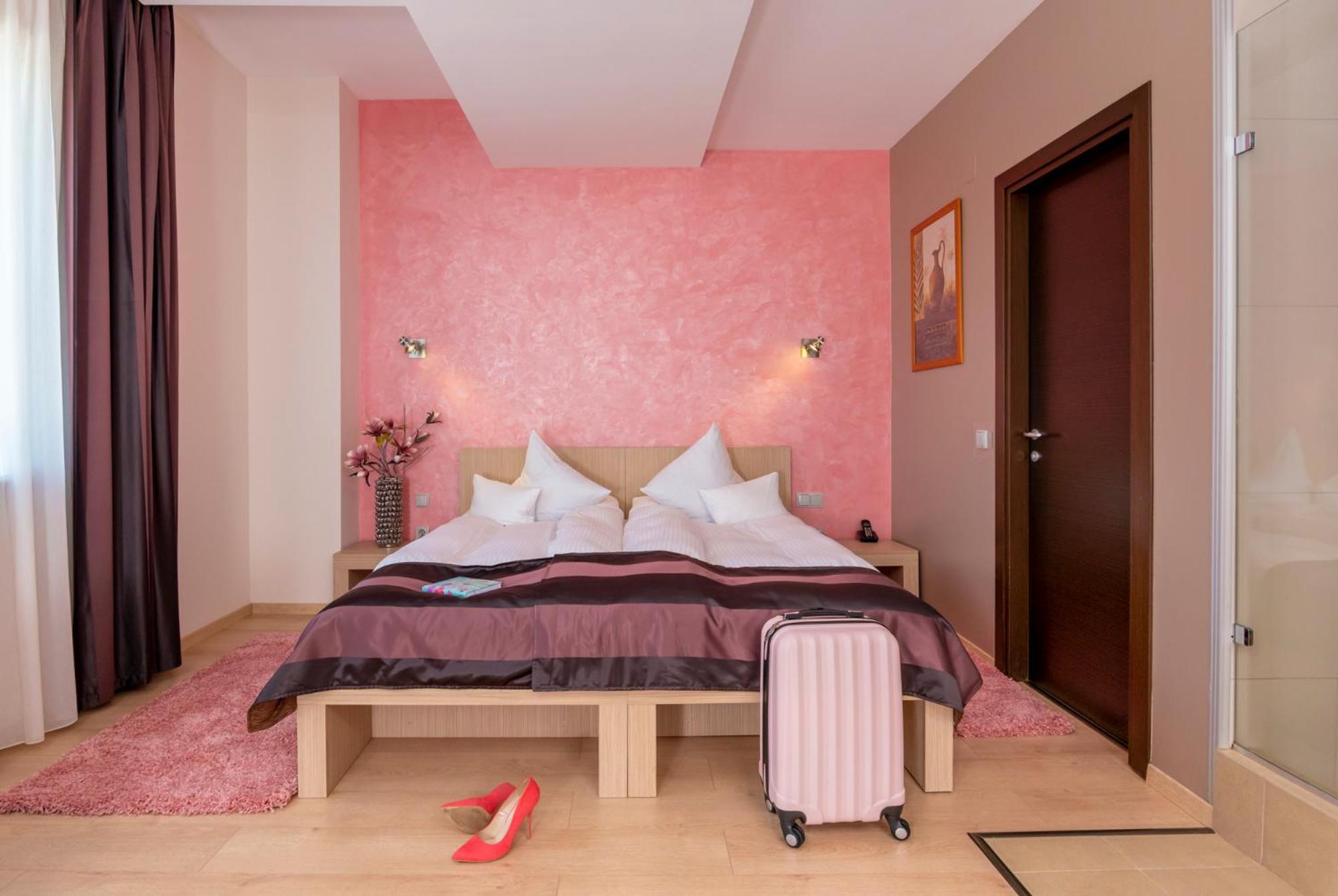 Double Room,846942542:JPEG