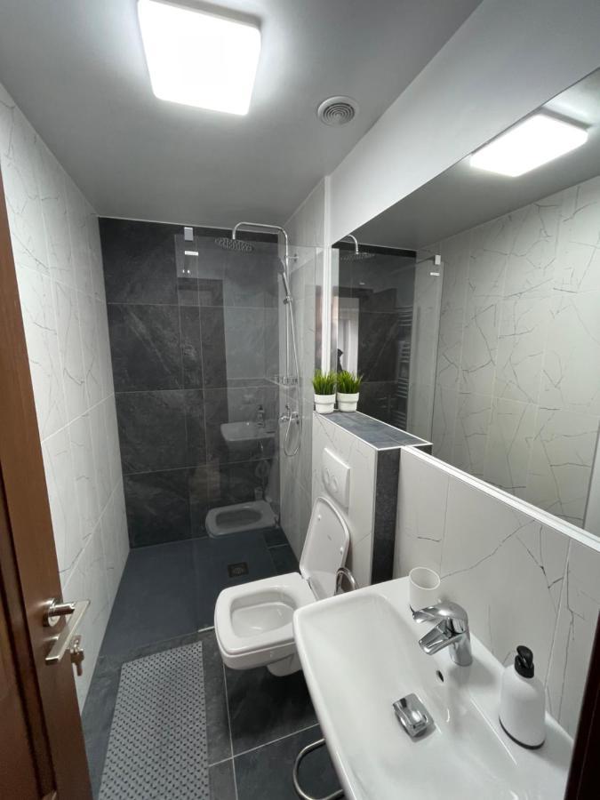 Apartament cu 3 dormitoare - Etaj superior