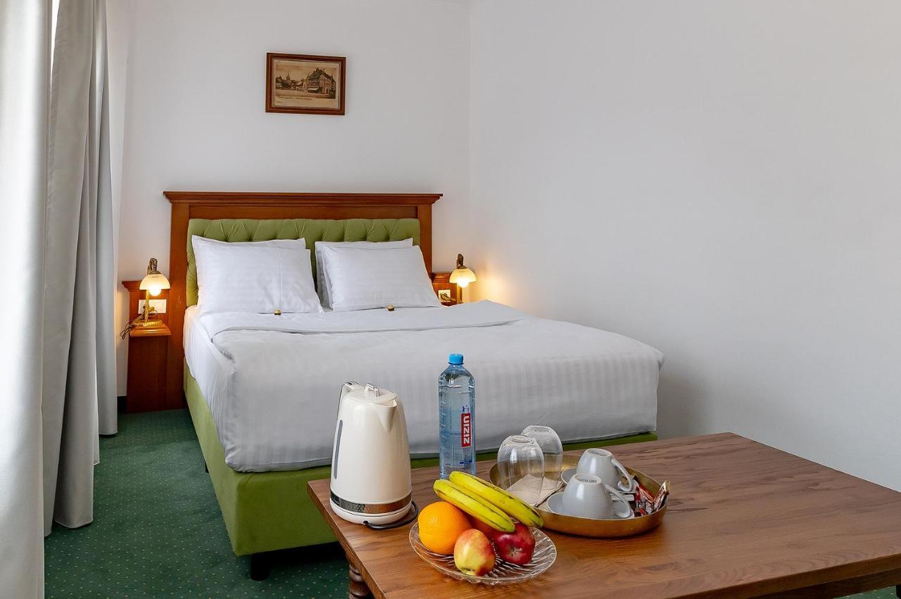 Standard Double Room,1231390556:JPEG