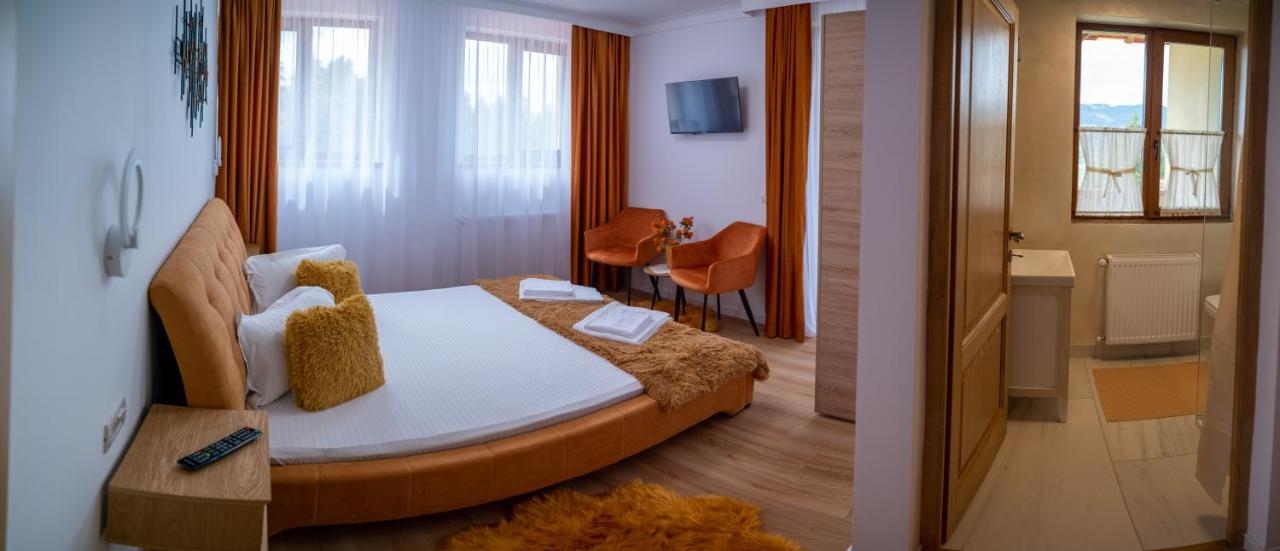 Cameră dublă cu balcon