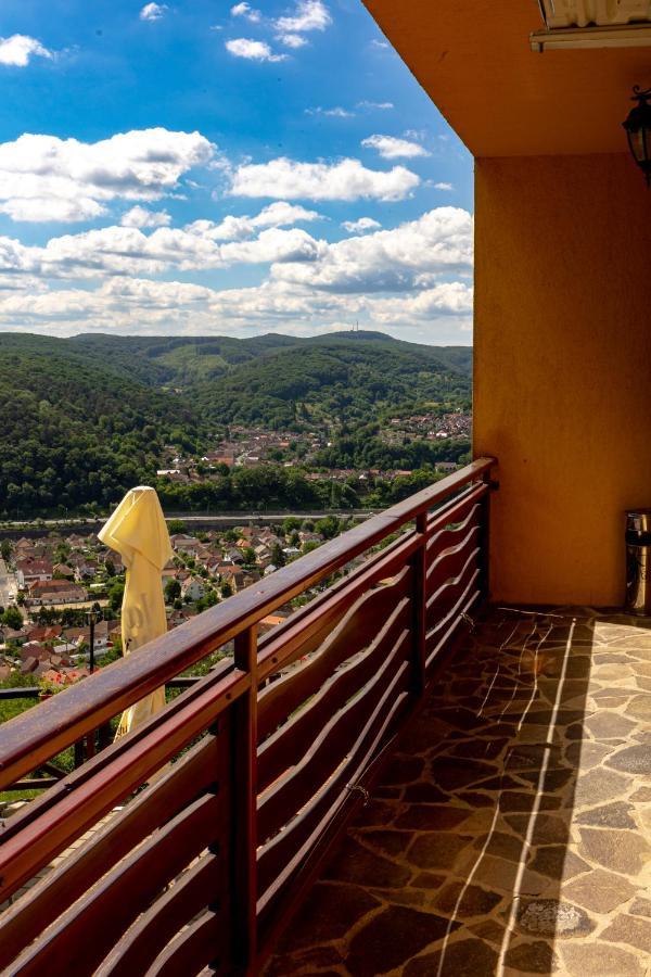 Doppelzimmer mit Balkon