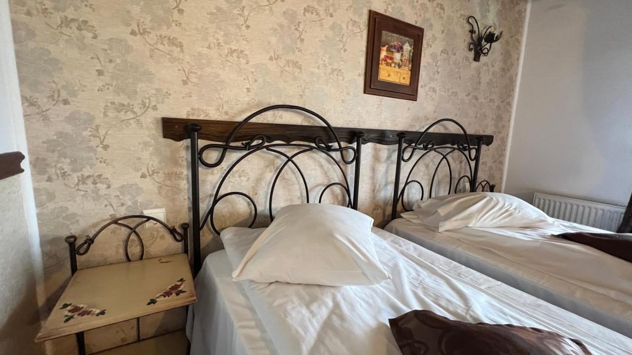 Cameră twin cu balcon
