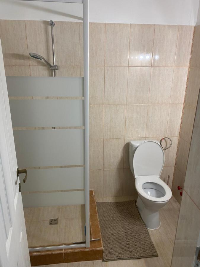 Cameră dublă cu baie privată