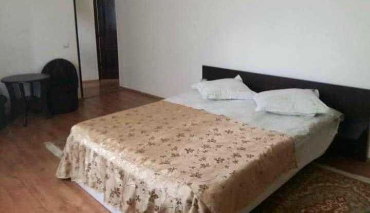 Cameră triplă cu baie privată