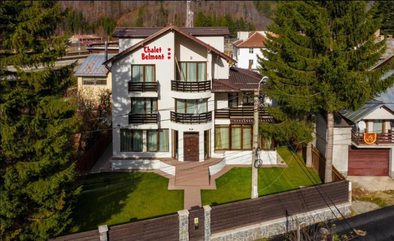 Cameră triplă cu vedere la munte