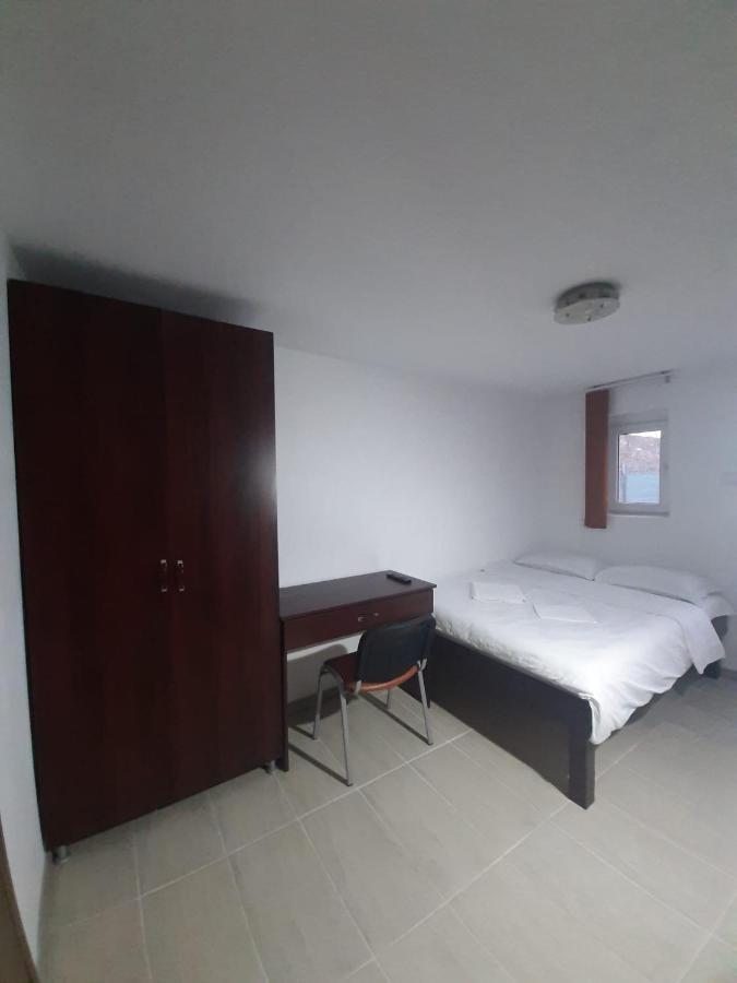 Cameră dublă cu baie privată