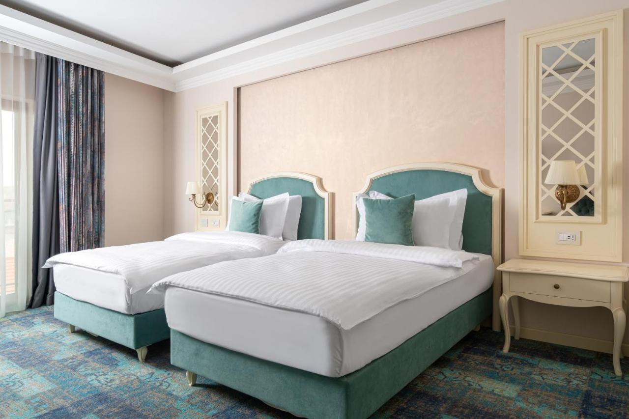 Cameră twin Deluxe 4*
