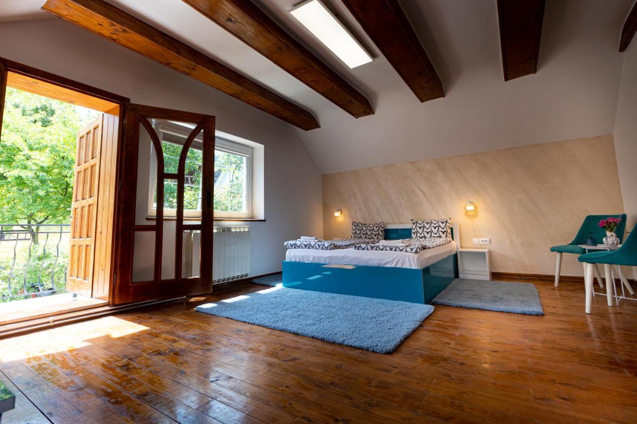 Doppelzimmer mit Gartenblick