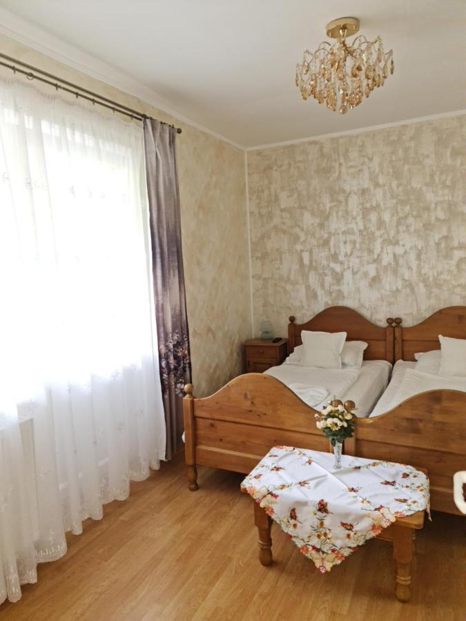 Cameră twin cu balcon