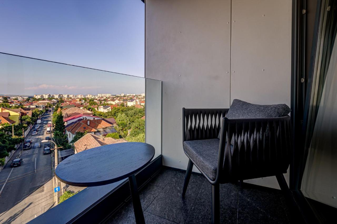 Cameră King cu balcon