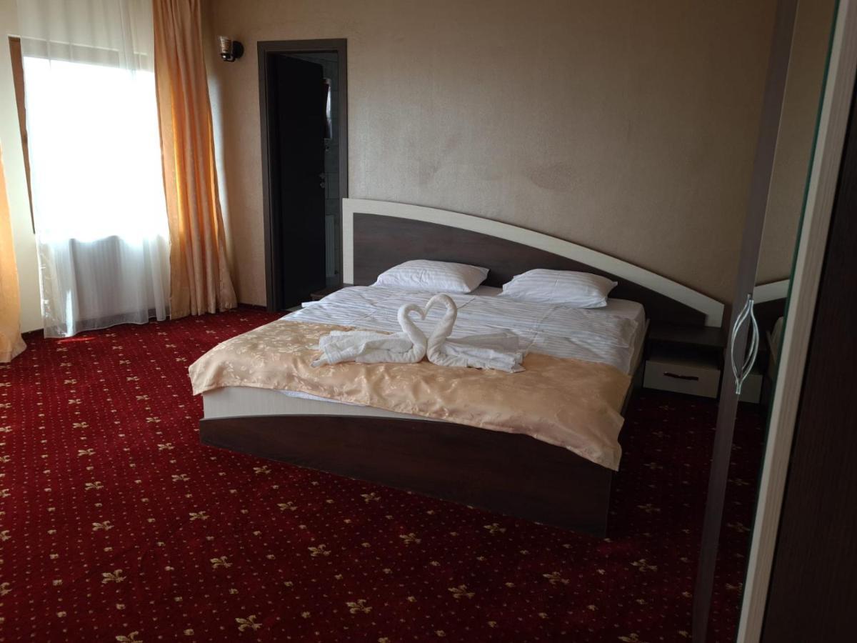 Cameră Dublă Deluxe
