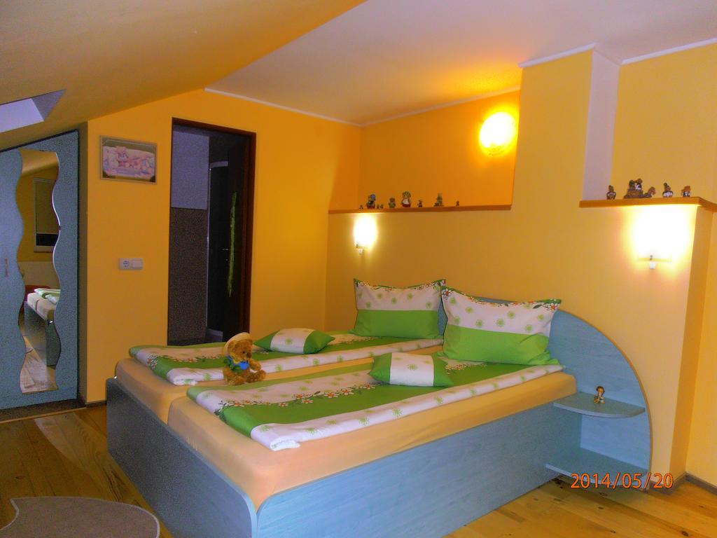 Double Room,235379193:JPEG