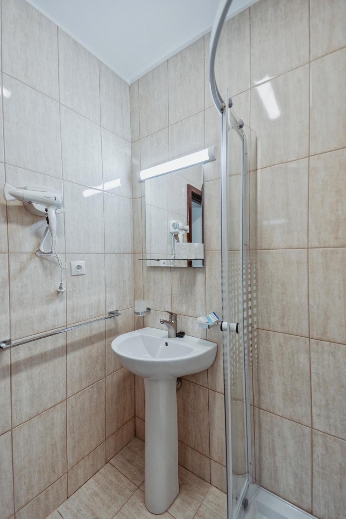 Cameră dublă Deluxe cu balcon