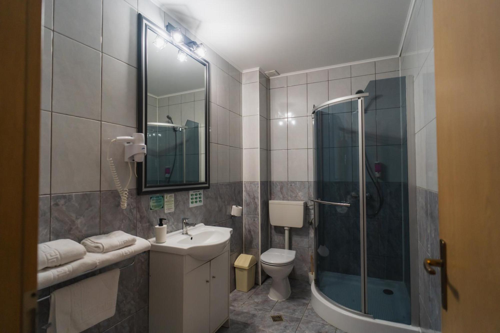 Cameră dublă cu balcon