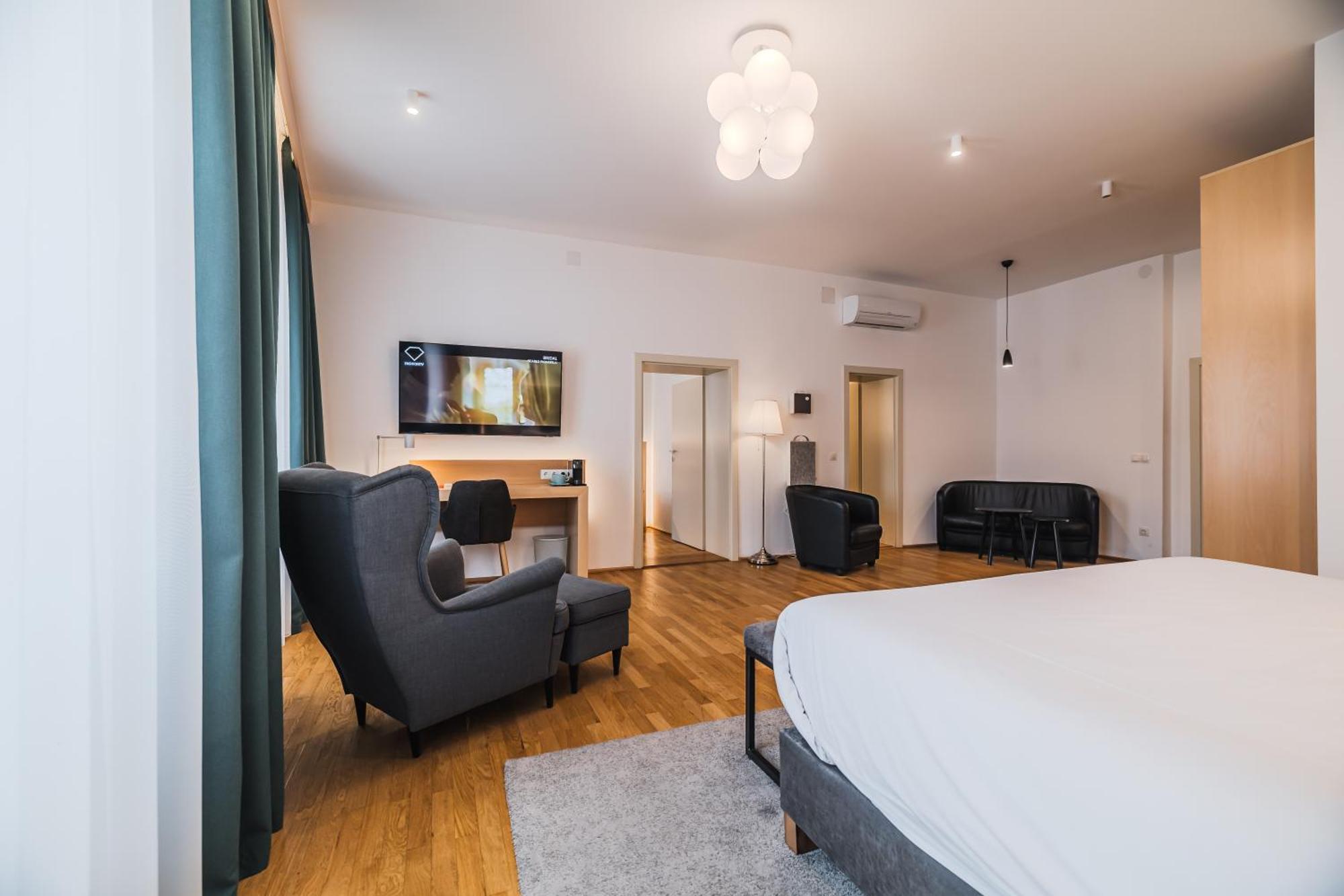Junior Suite