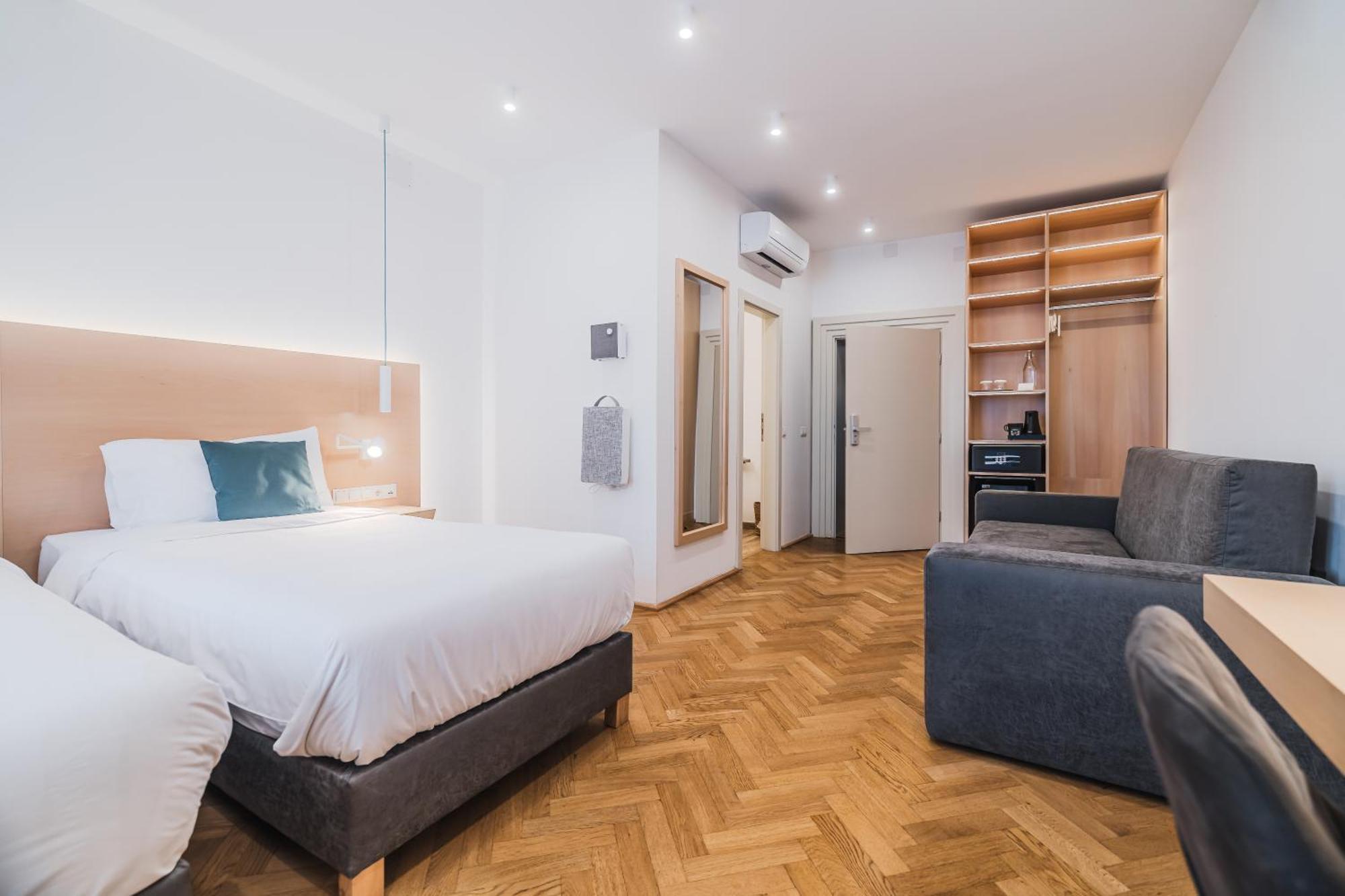 Large Twin Room