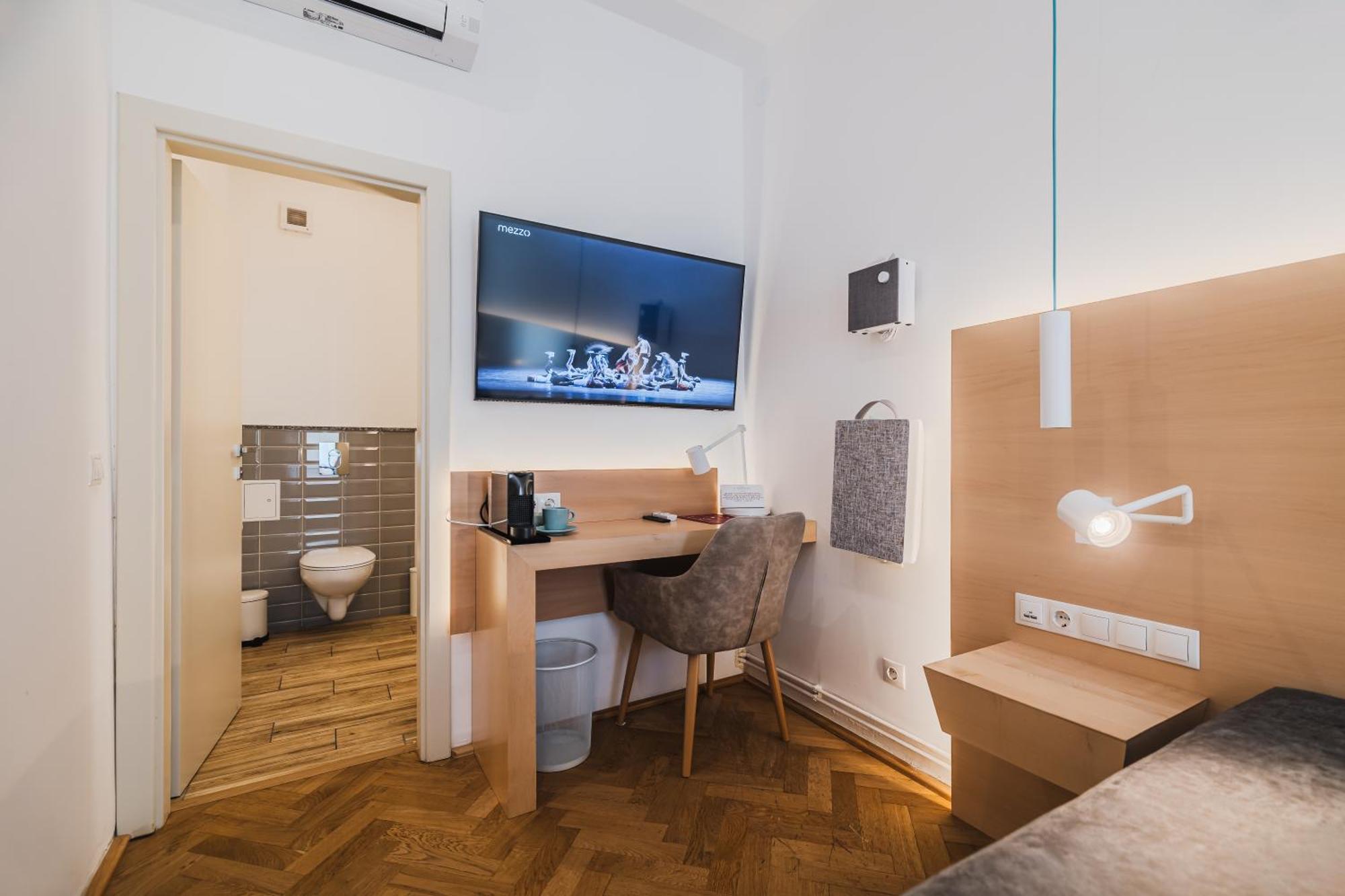 Single Room