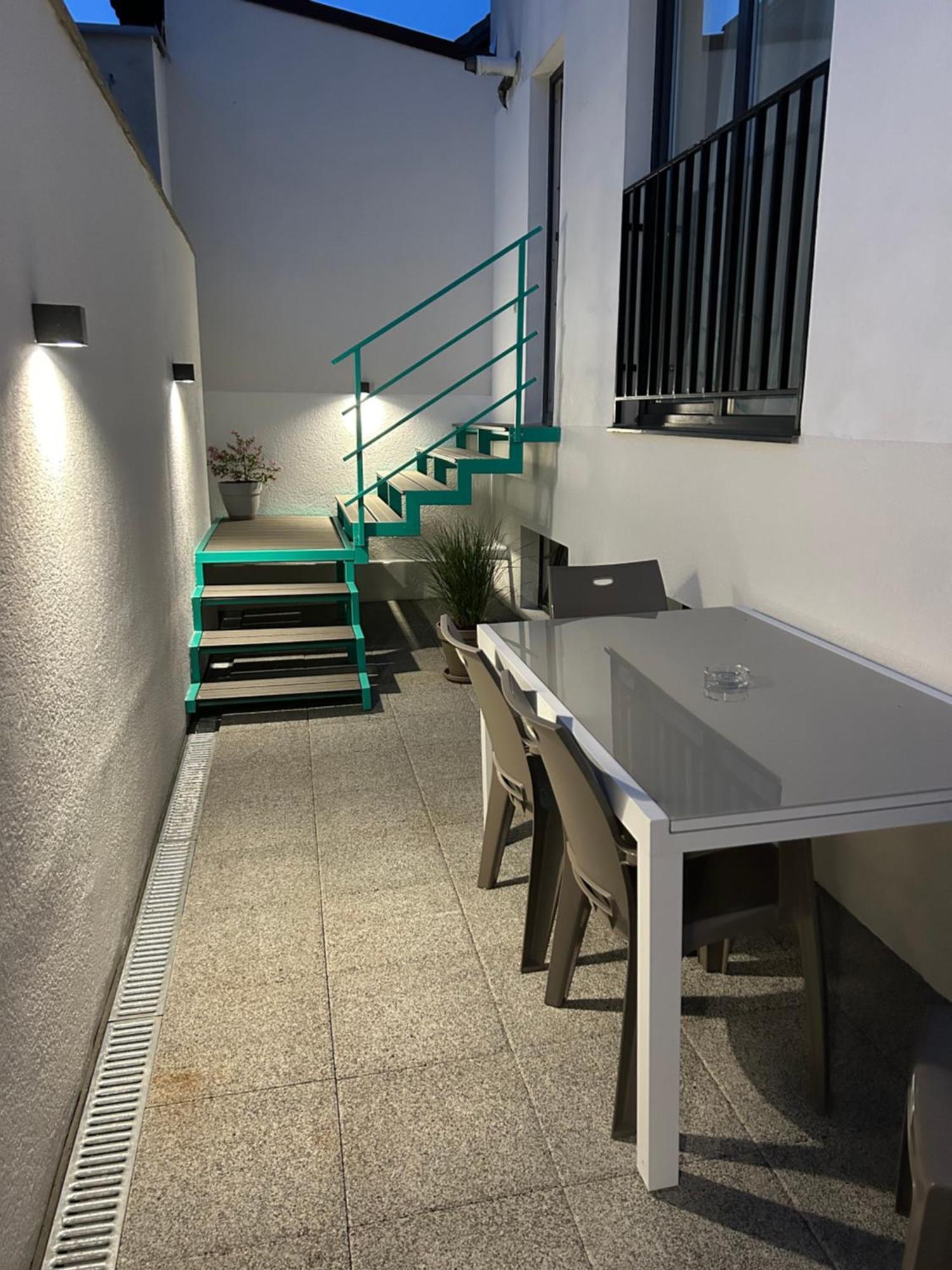 One-Bedroom Apartment Terrace