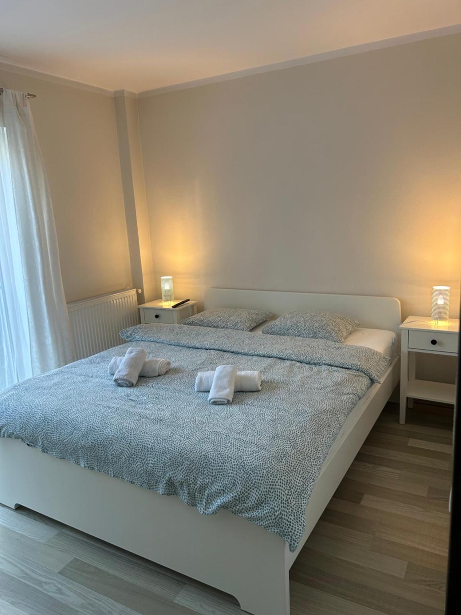 One-Bedroom Apartment 1