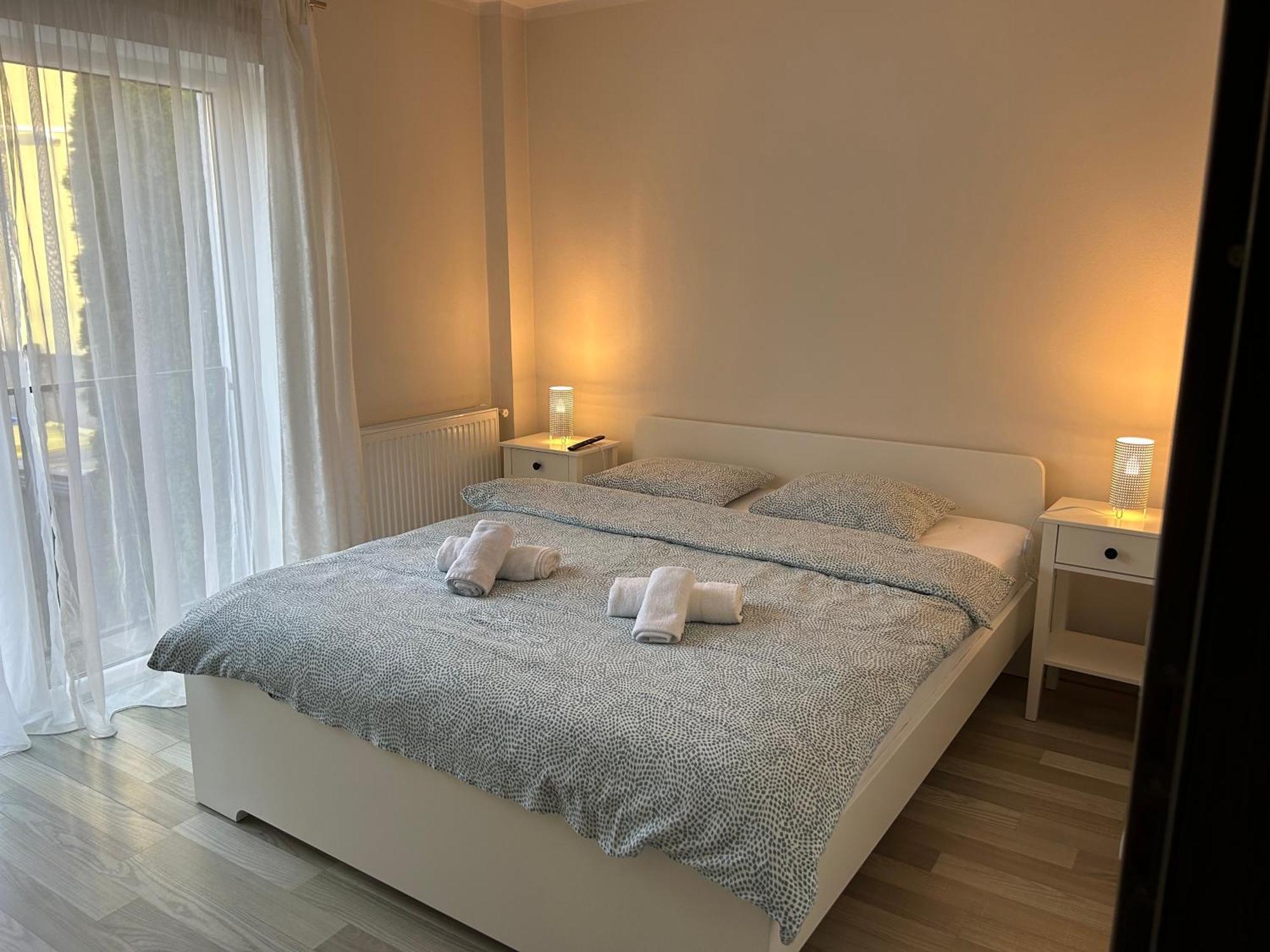One-Bedroom Apartment 1