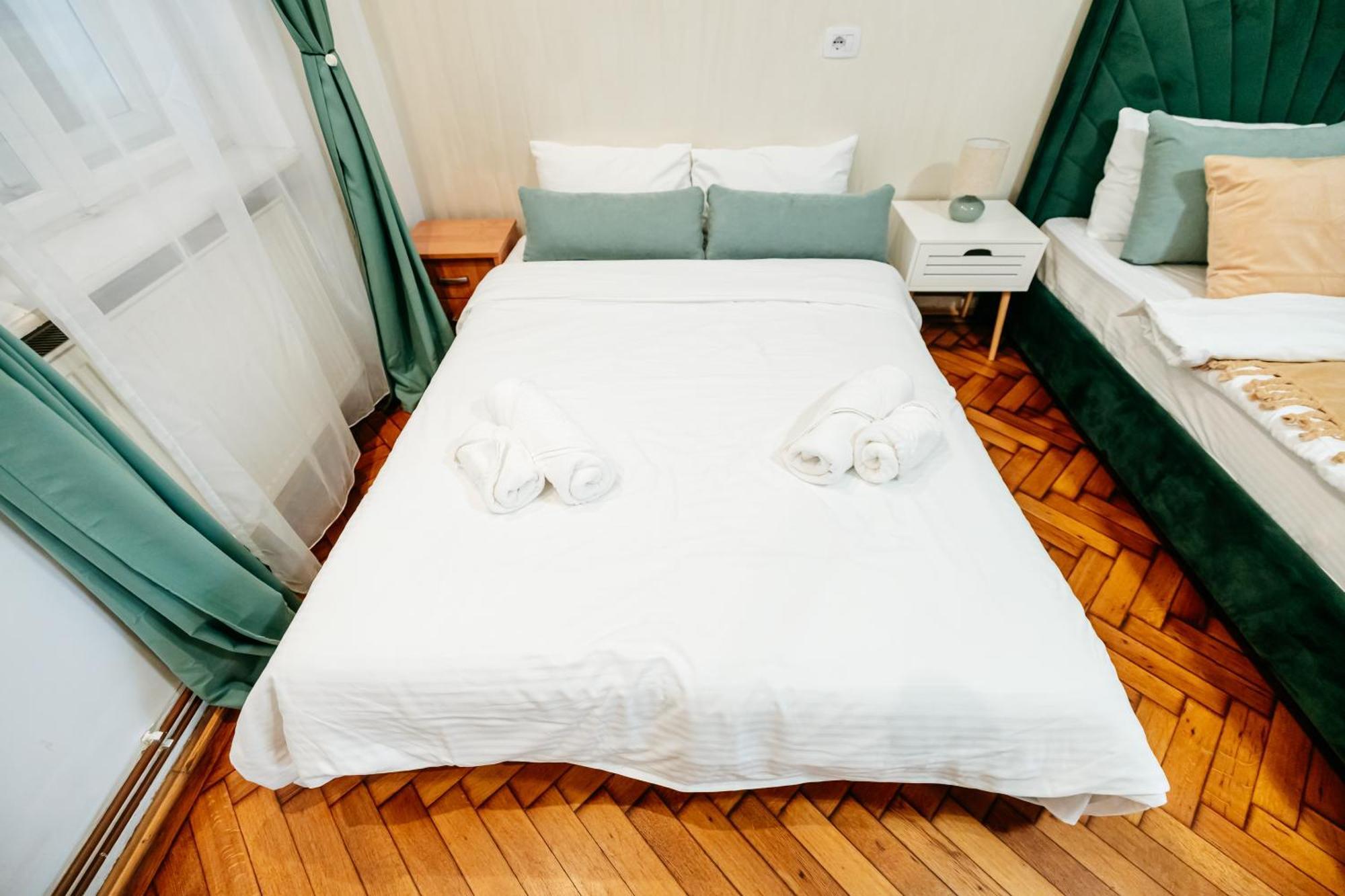 Double Room Private Bathroom