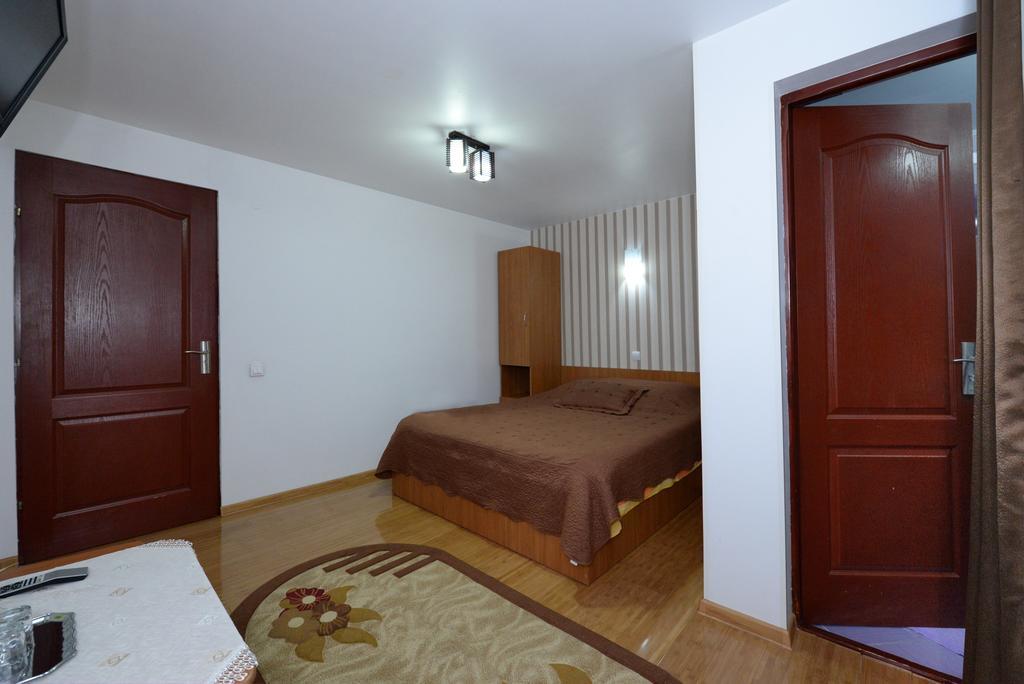 Cameră dublă cu balcon