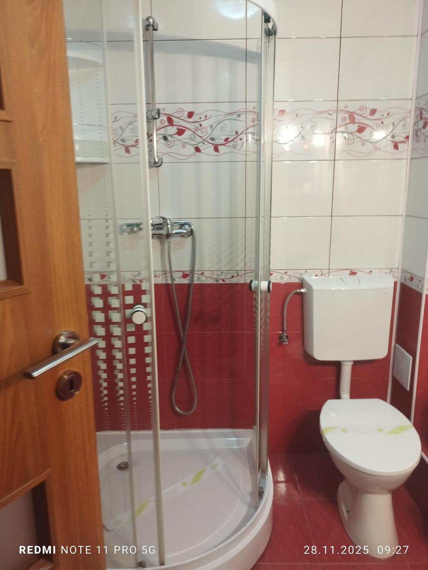 Cameră dublă cu baie privată