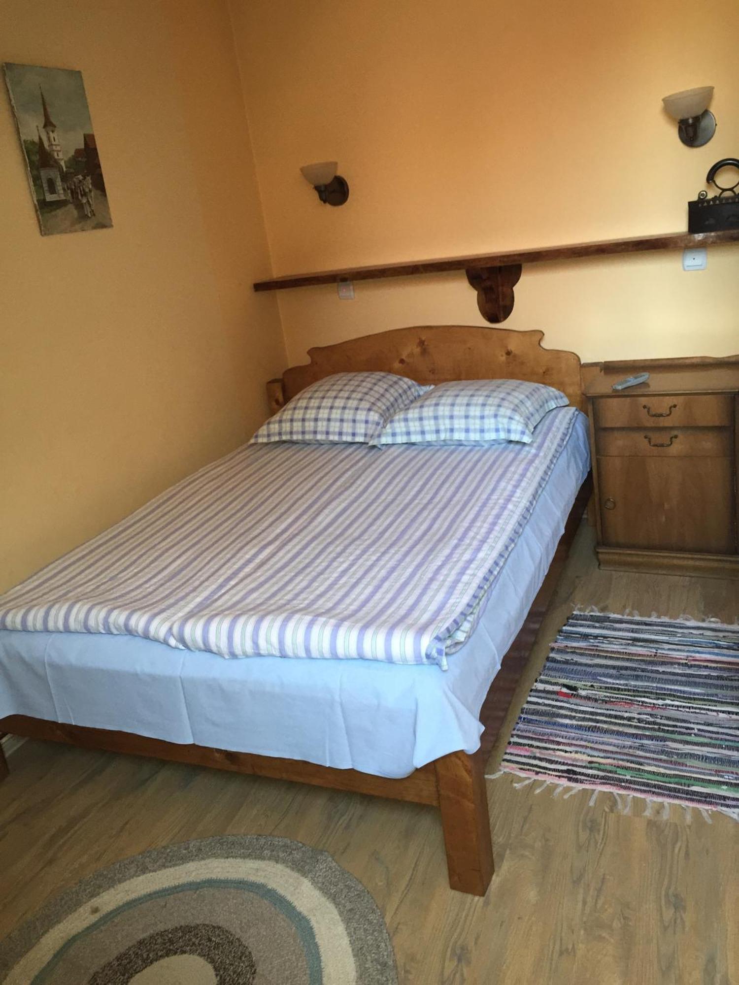 Cameră dublă sau twin cu baie privată