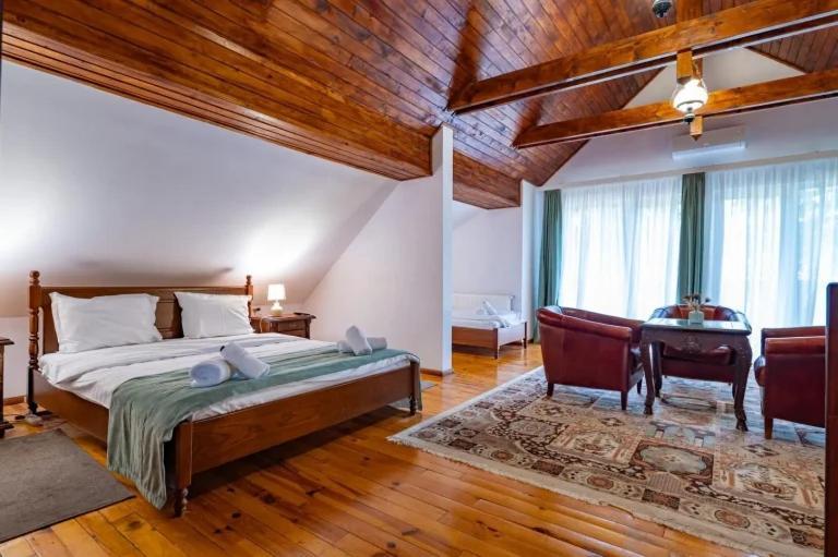 Deluxe Junior Suite