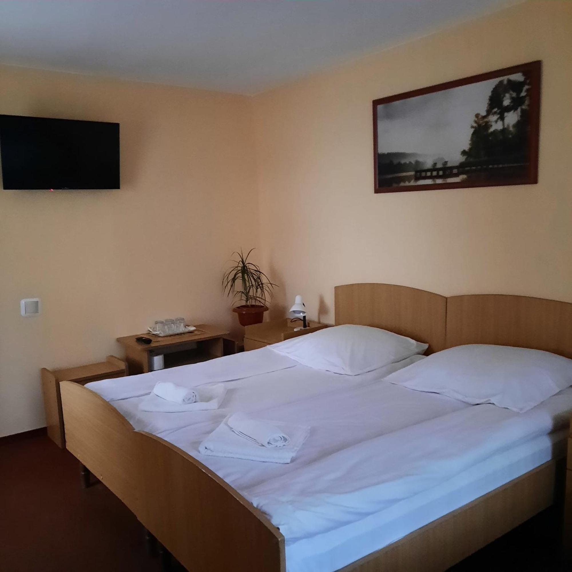 Cameră dublă sau twin cu baie privată