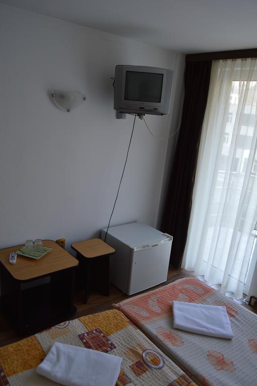 Double Room,253367477:JPEG
