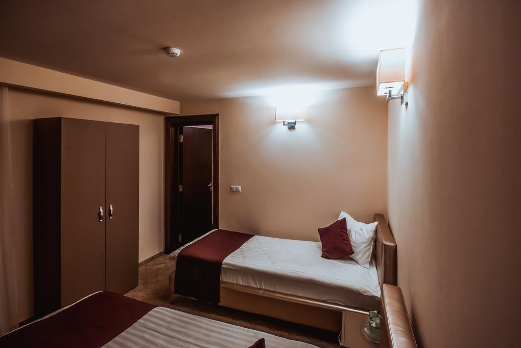 Zweibettzimmer