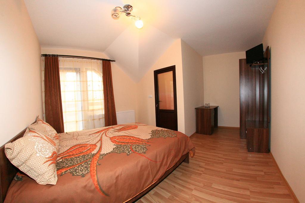 Cameră dublă cu balcon