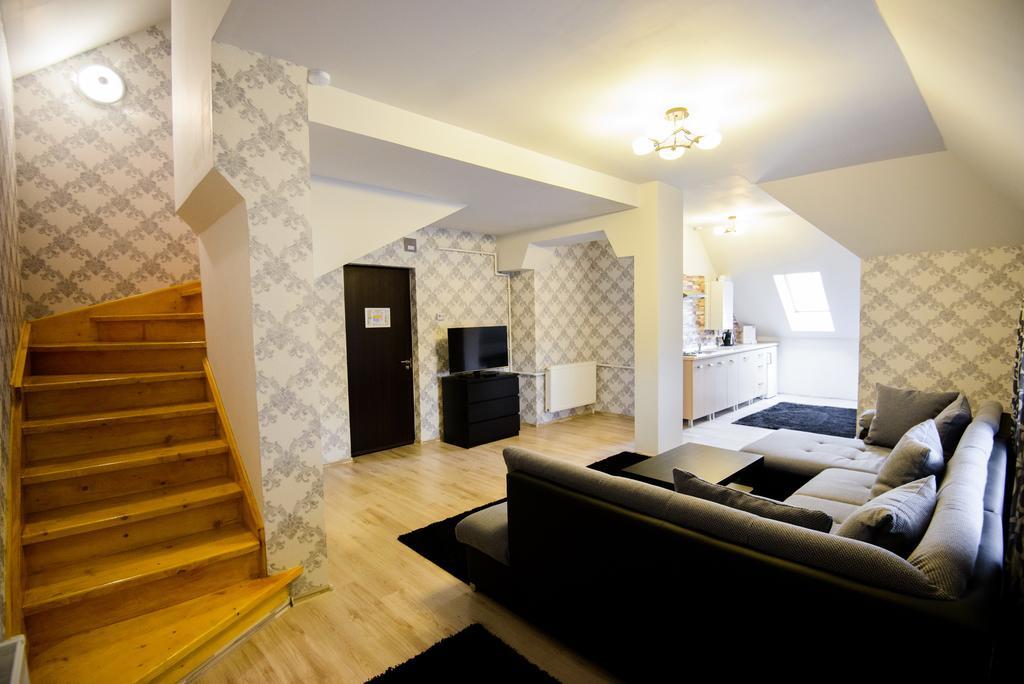 Apartment Split Level