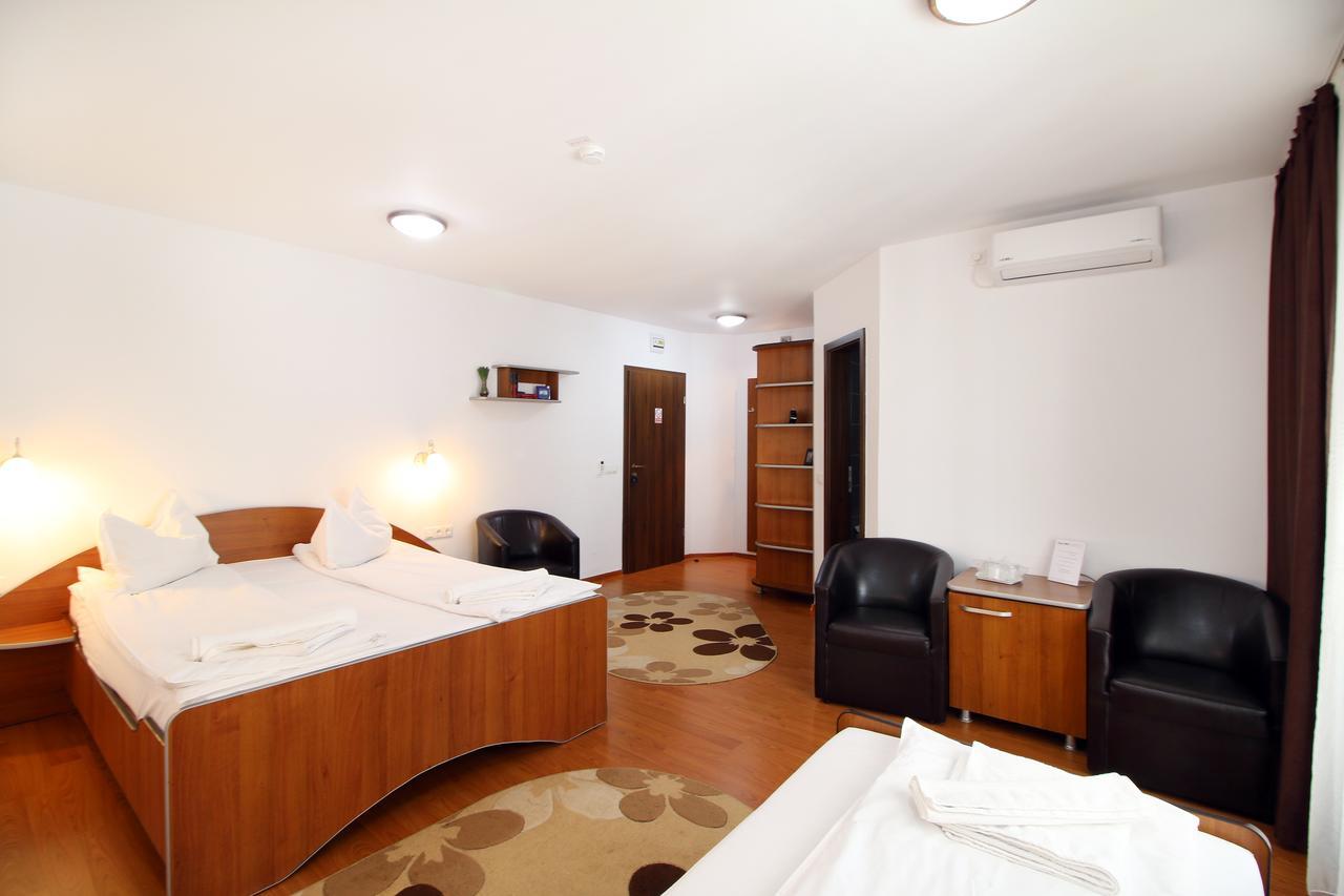 Triple Room Balcony