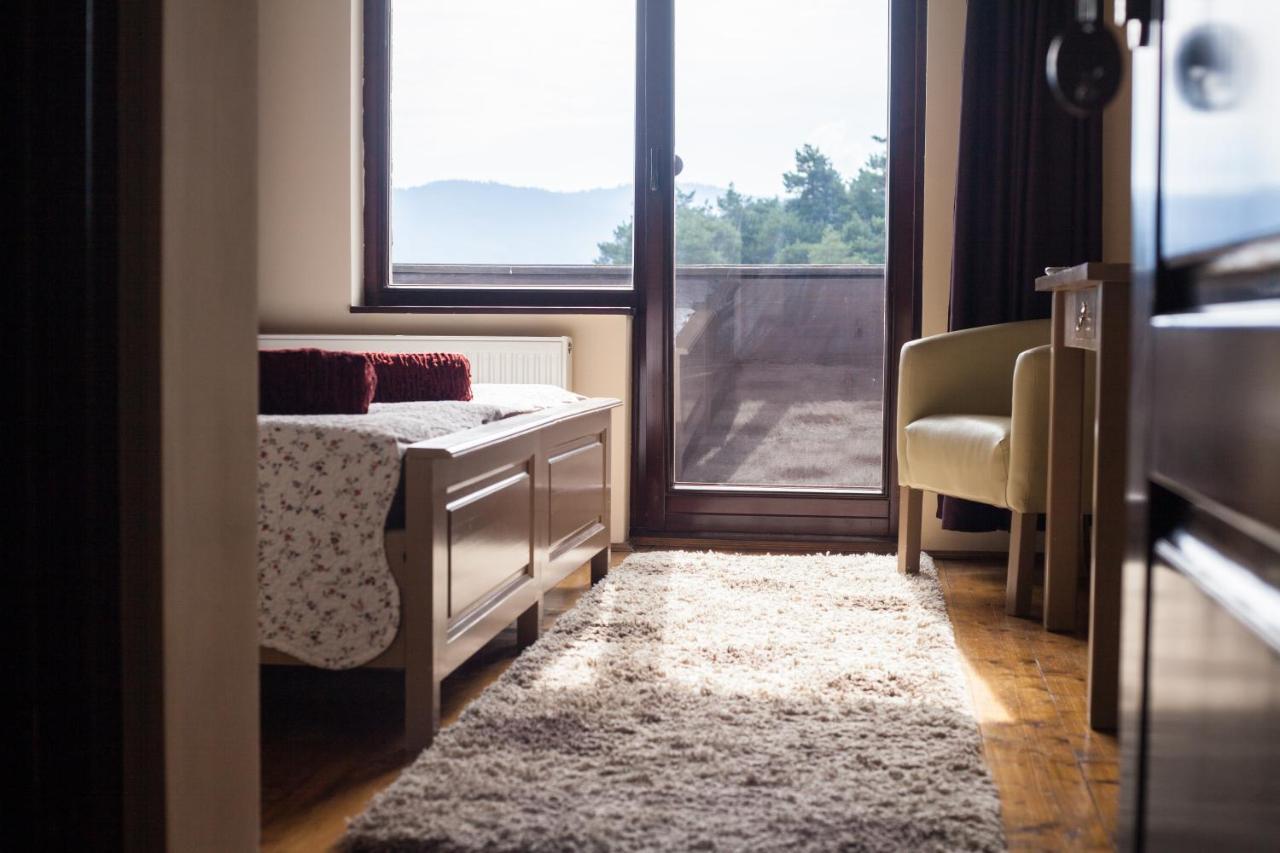 Cameră dublă cu balcon