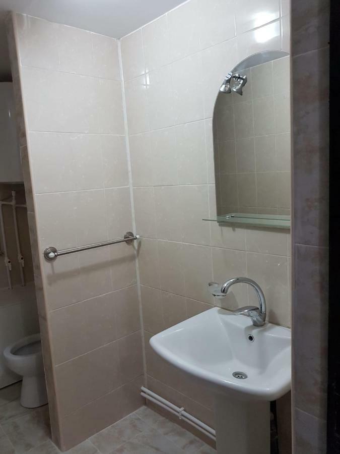 Cameră dublă cu baie privată