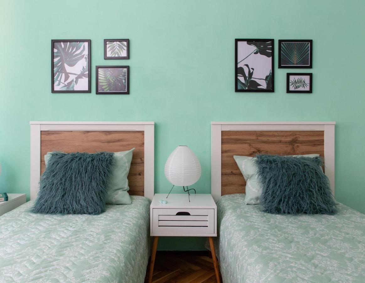 Twin Room with Private Bathroom