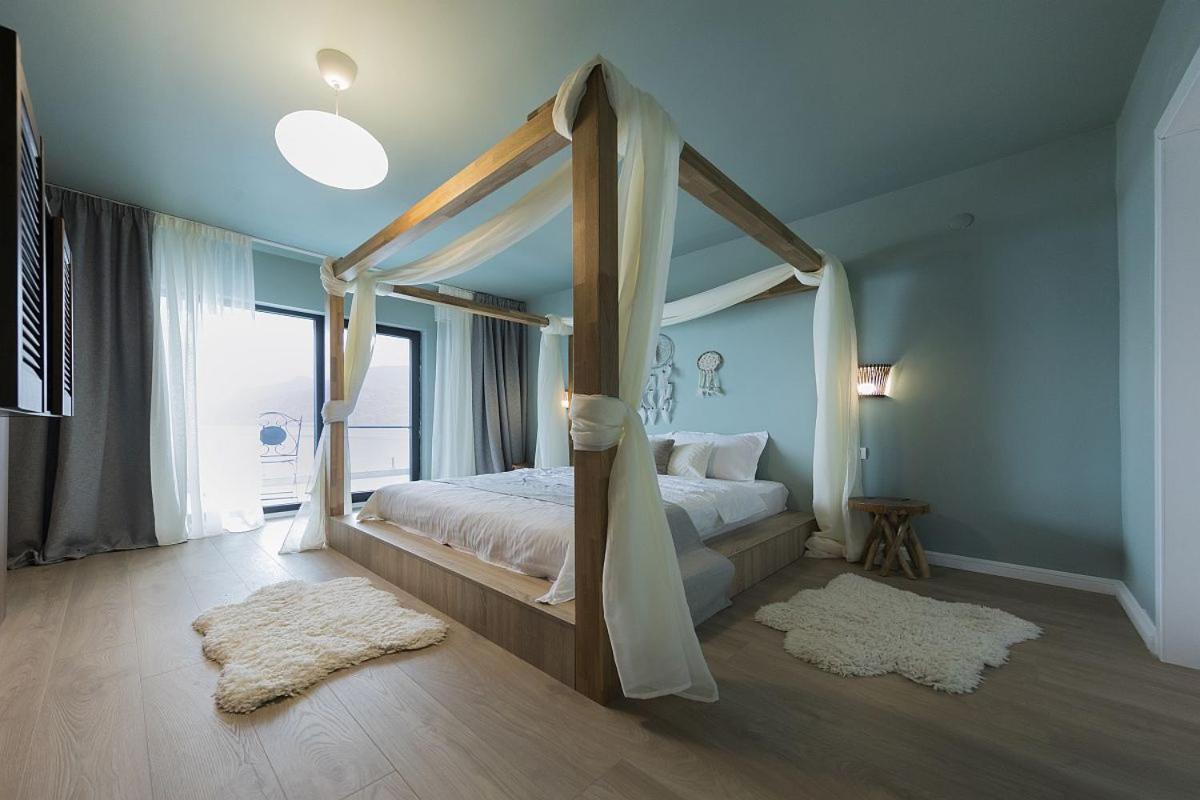 Suită King cu balcon
