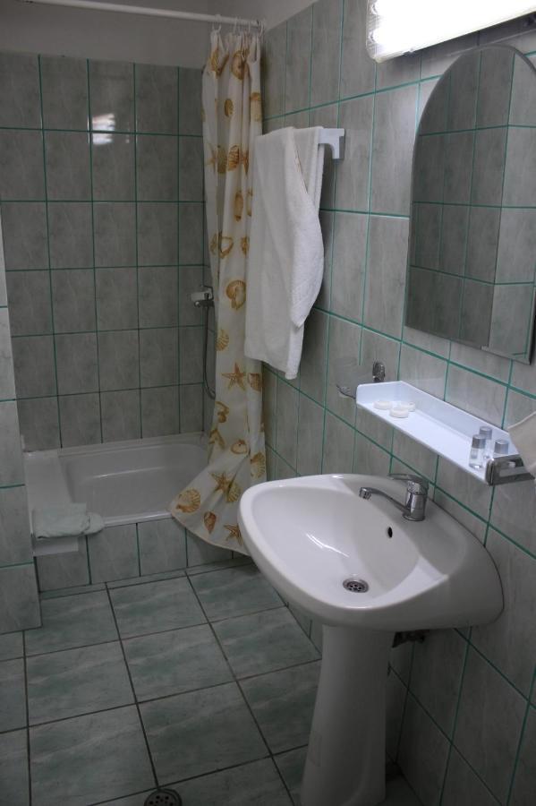 Cameră de familie cu baie