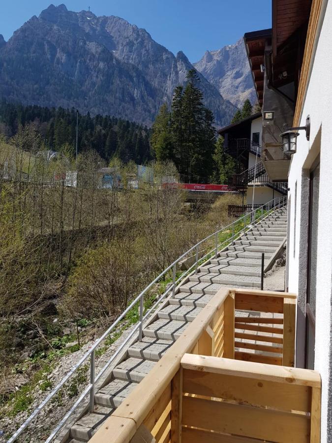 Cameră Queen cu balcon