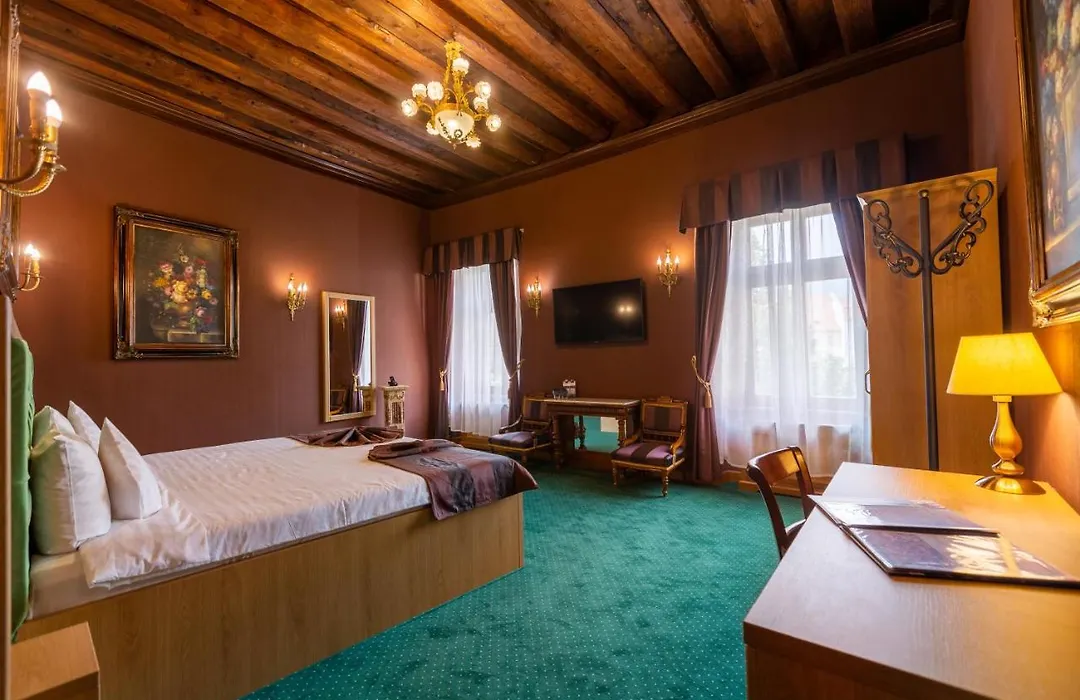 Hotel Am Ring-1