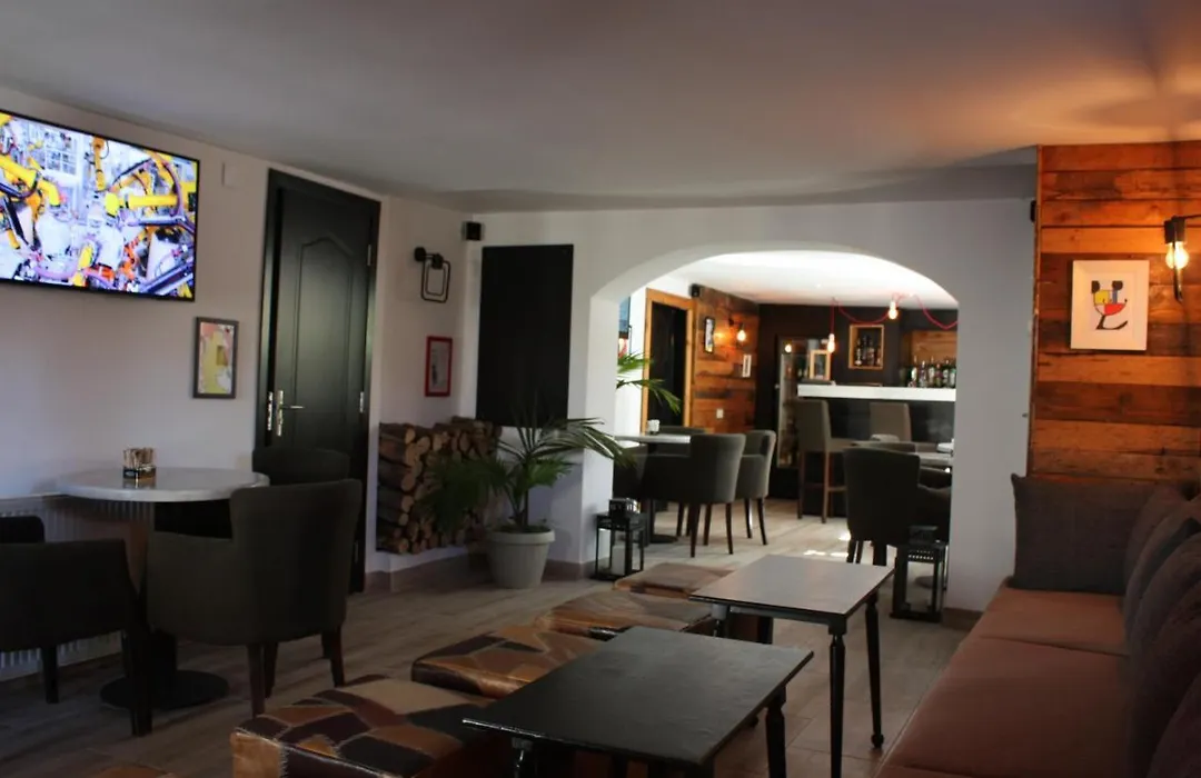 Vila Bellmont-1